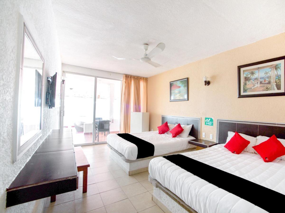 Hotel Del Pescador ซีฮัวตาเนโค ภายนอก รูปภาพ