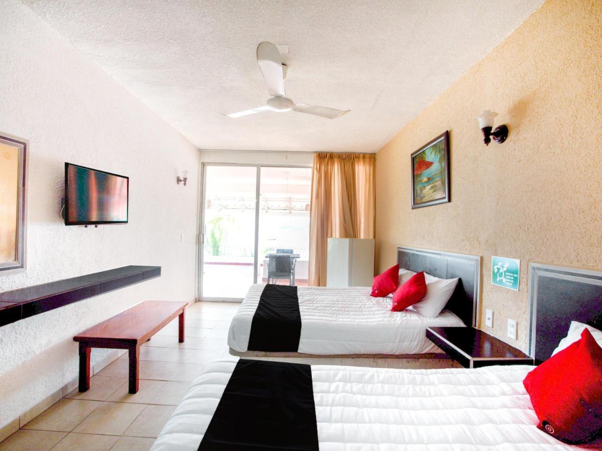 Hotel Del Pescador ซีฮัวตาเนโค ภายนอก รูปภาพ